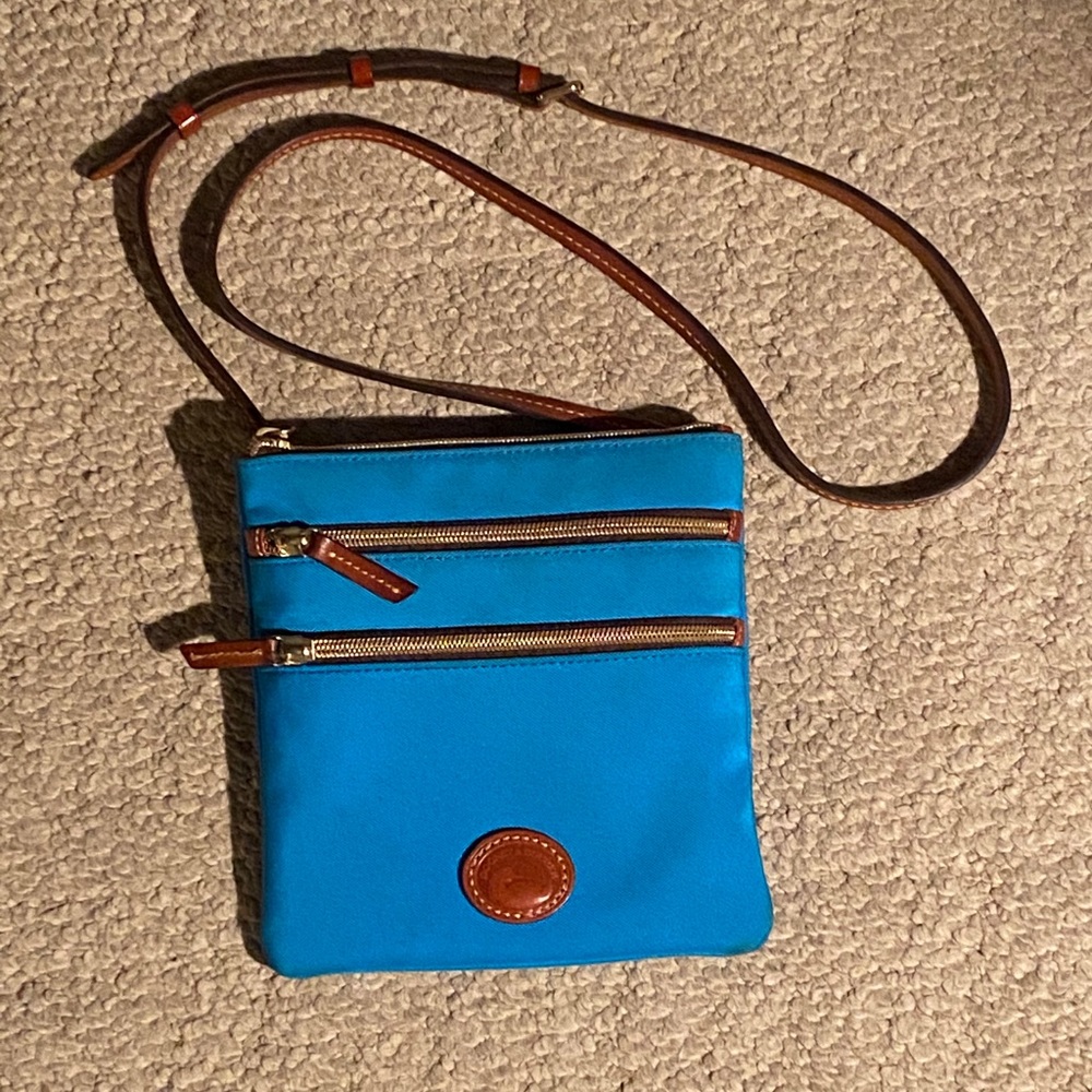 Blue North South Dooney and Bourke.